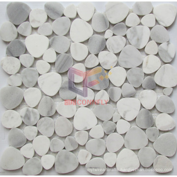Pebble Stone White Marble Mosaic Tile for Wall and Floor (CFS1176)